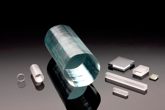 Ytterbium Doped Yttrium Aluminum Garnet Yb:YAG Laser Crystals Can be Customized
